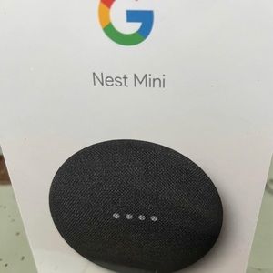 Nest hub and nest mini electronics 2 pieces .. brand new still on the boxes